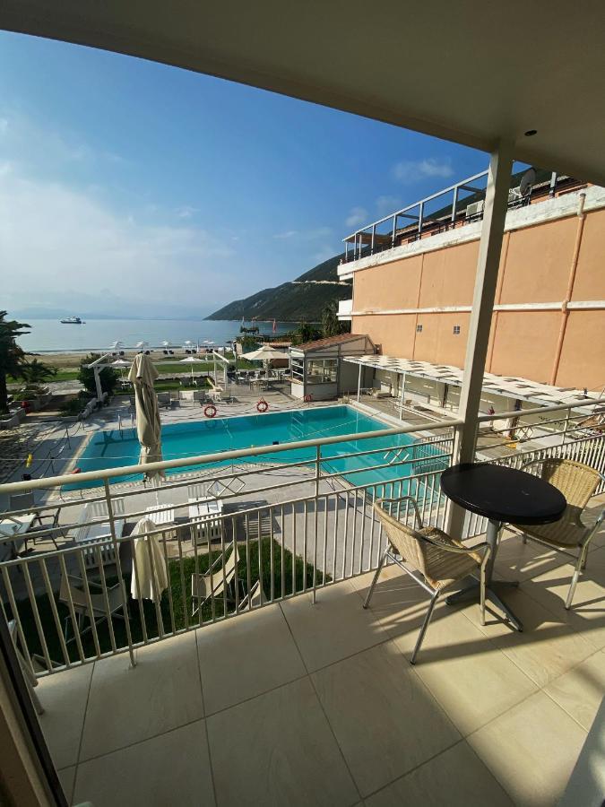 Cosmos Hotel Vasiliki  Ngoại thất bức ảnh