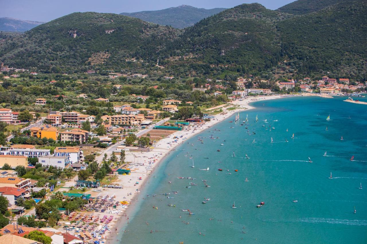 Cosmos Hotel Vasiliki  Ngoại thất bức ảnh