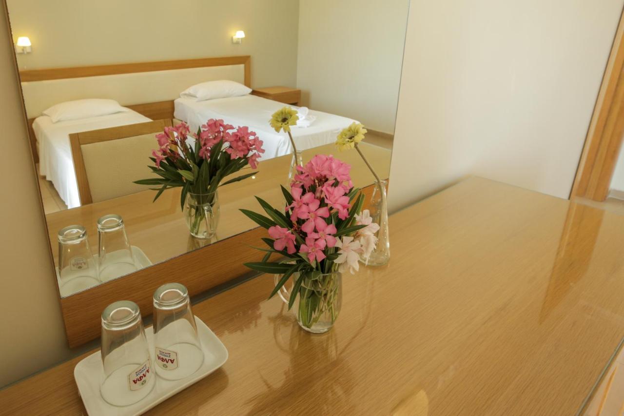 Cosmos Hotel Vasiliki  Ngoại thất bức ảnh