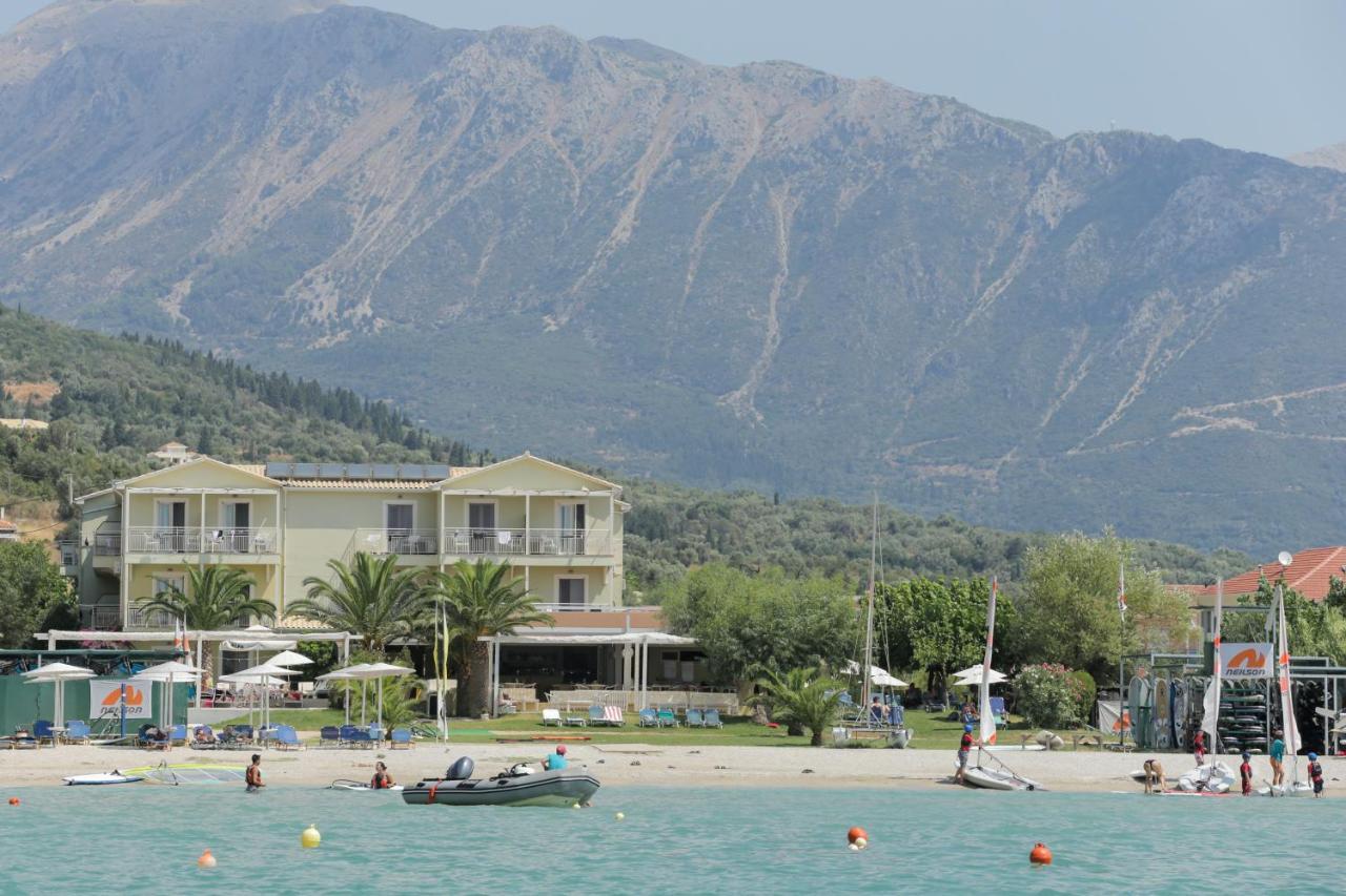Cosmos Hotel Vasiliki  Ngoại thất bức ảnh