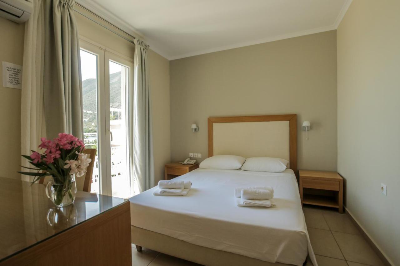 Cosmos Hotel Vasiliki  Ngoại thất bức ảnh