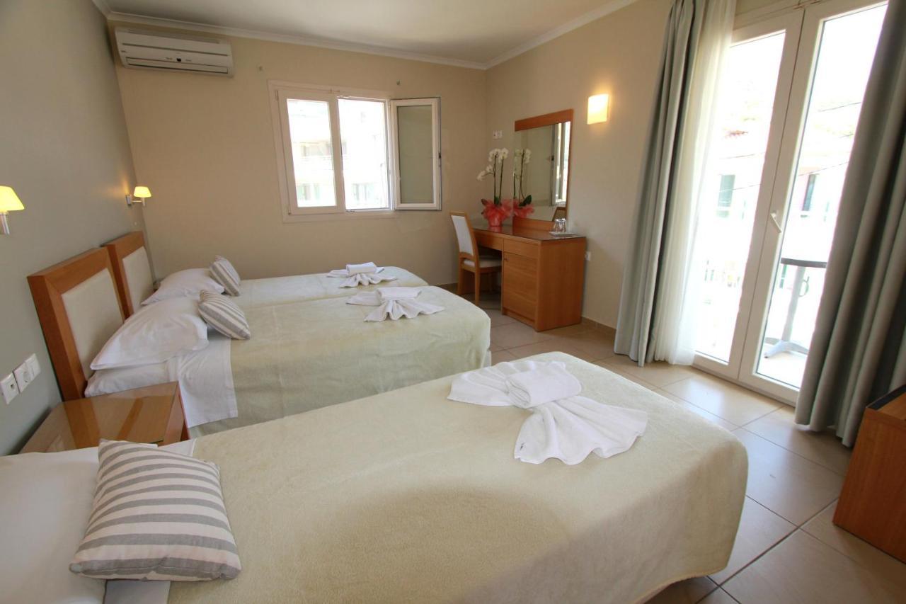 Cosmos Hotel Vasiliki  Ngoại thất bức ảnh