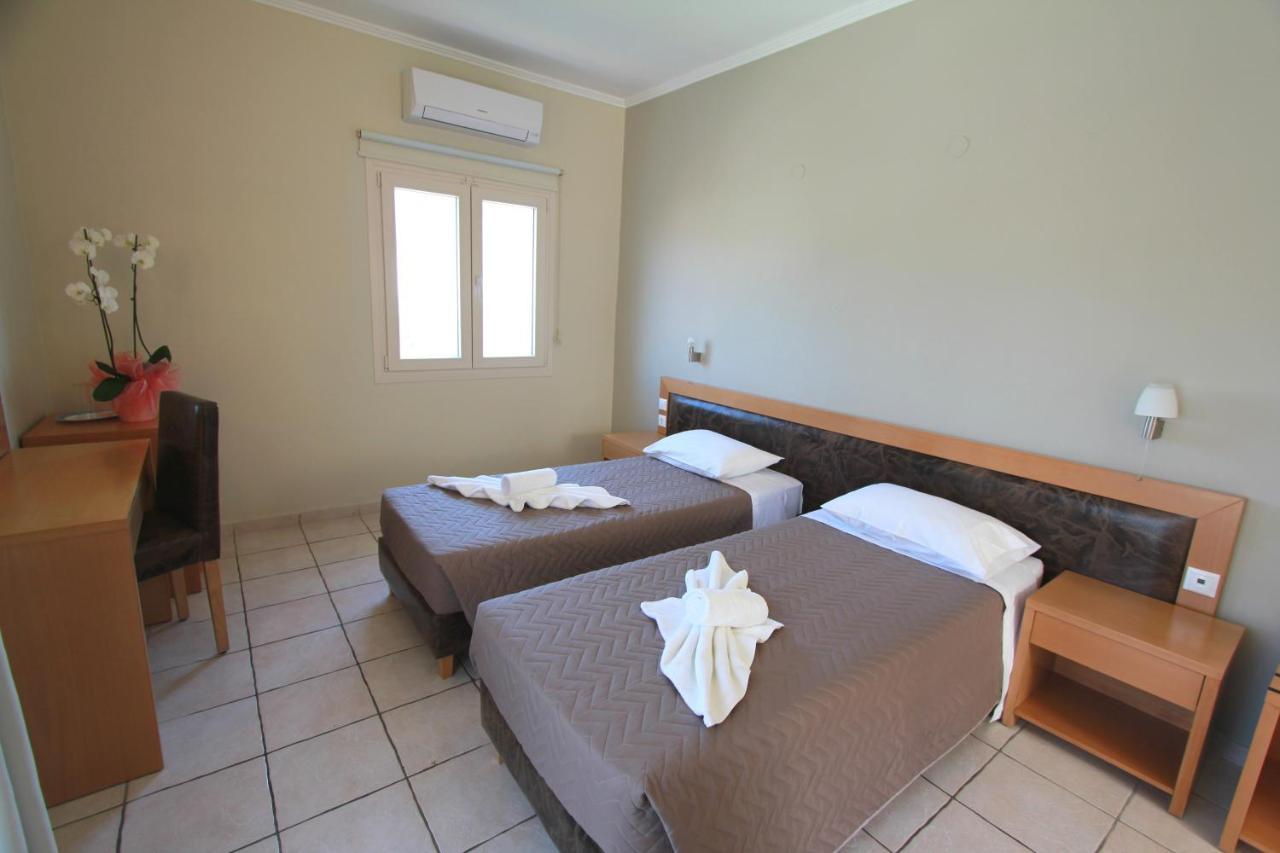 Cosmos Hotel Vasiliki  Ngoại thất bức ảnh