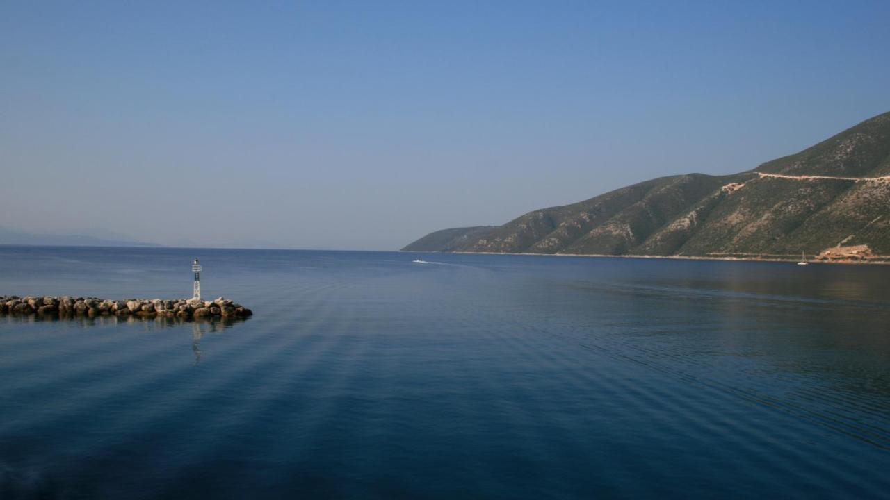 Cosmos Hotel Vasiliki  Ngoại thất bức ảnh